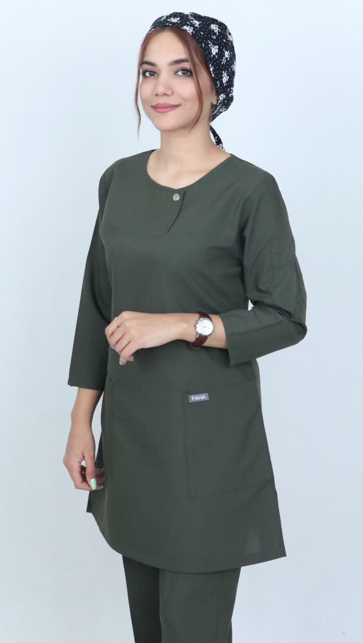 اسکراب البت زیتونی اسکراب پزشکی زنانه مدل الیت رنگ زیتونی - نمای کامل