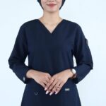 اسکراب پزشکی زنانه مدل الگانت رنگ سرمه‌ای