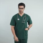 اسکراب پزشکی یونیسکس مدل لوتوس سبز با 10 جیب و یقه هفت