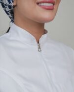 یقه ۳ سانت زیپی روپوش پزشکی زنانه مدل داو با دوخت صنعتی